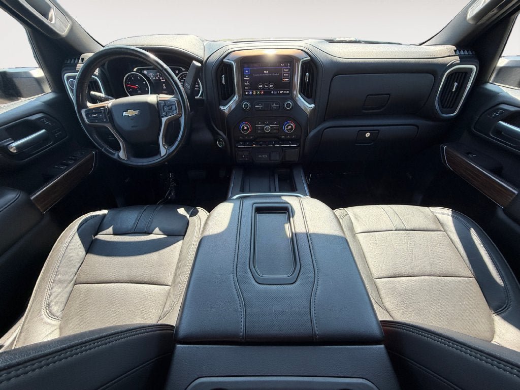 Certified 2021 Chevrolet Silverado 3500 High Country w/ Z71 Off-Road Package AWD/4WD image 11