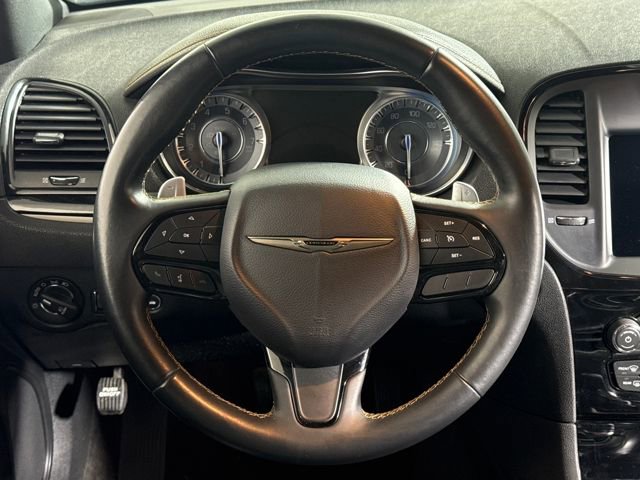 Used 2018 Chrysler 300 S w/ 300S Alloy Package image 20