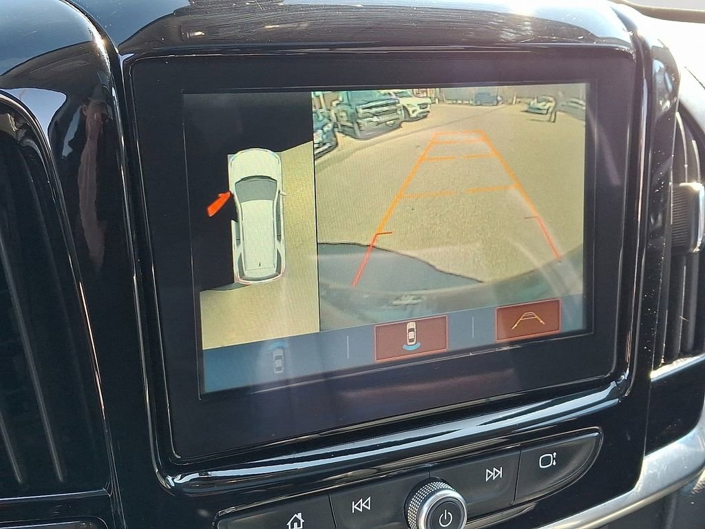 Used 2019 Chevrolet Traverse RS image 21