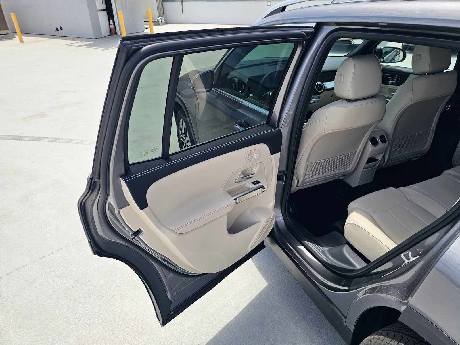 New 2026 Mercedes-Benz GLB 250 image 15