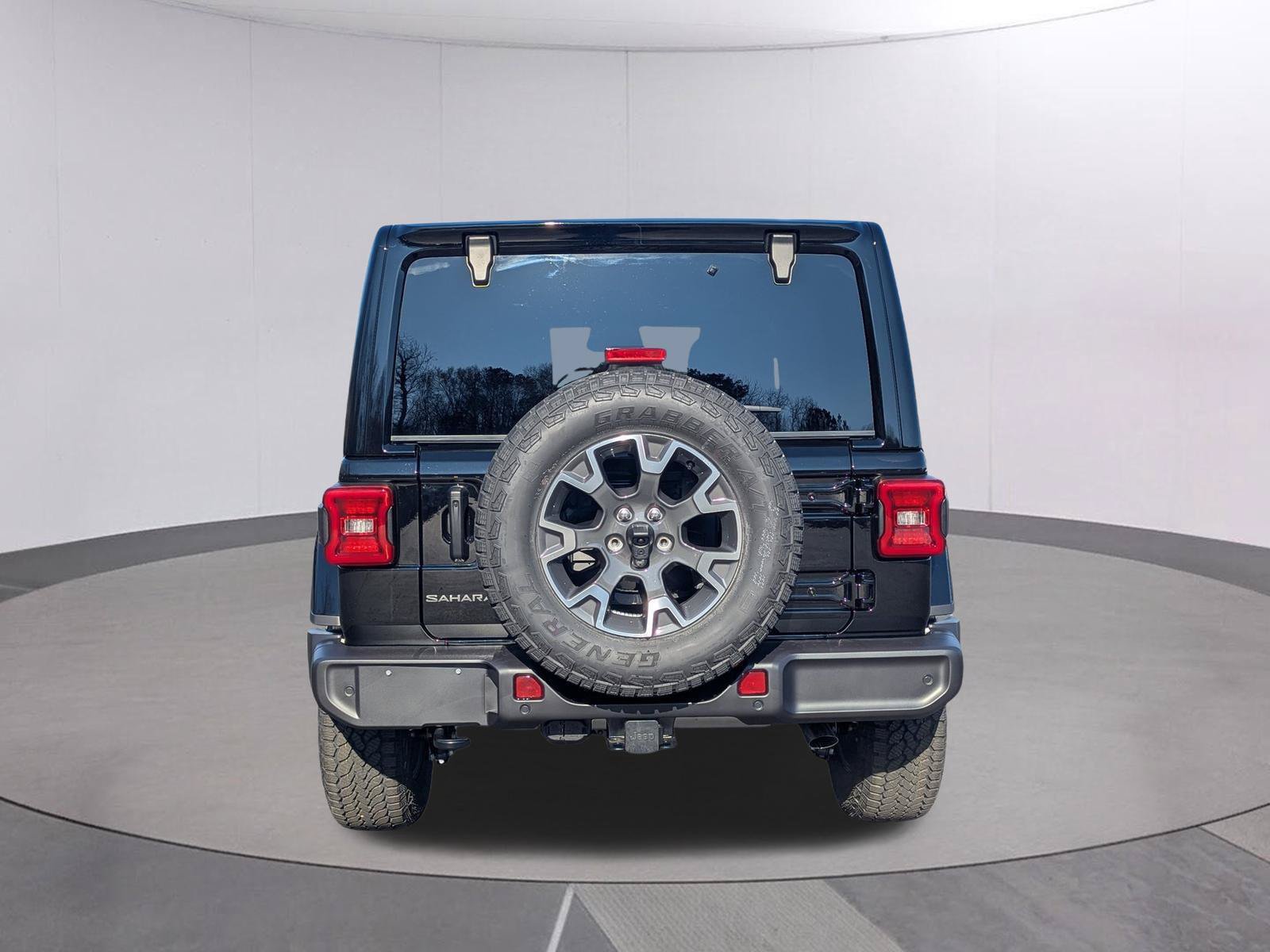 New 2026 Jeep Wrangler Unlimited Sahara AWD/4WD image 4