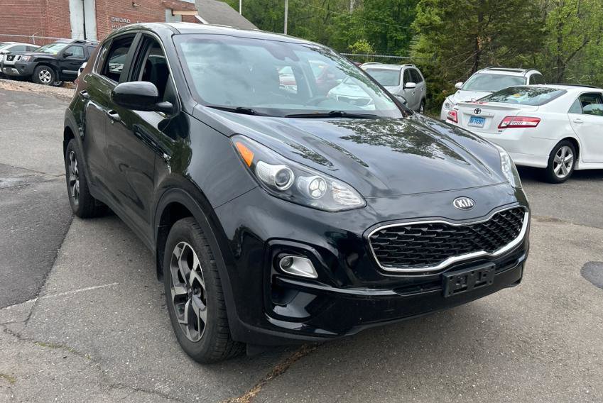 Used 2022 Kia Sportage LX AWD/4WD image 3