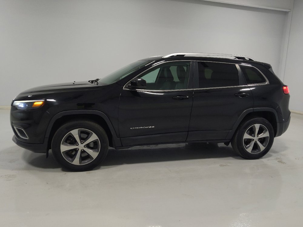 Used 2019 Jeep Cherokee Limited AWD/4WD image 2