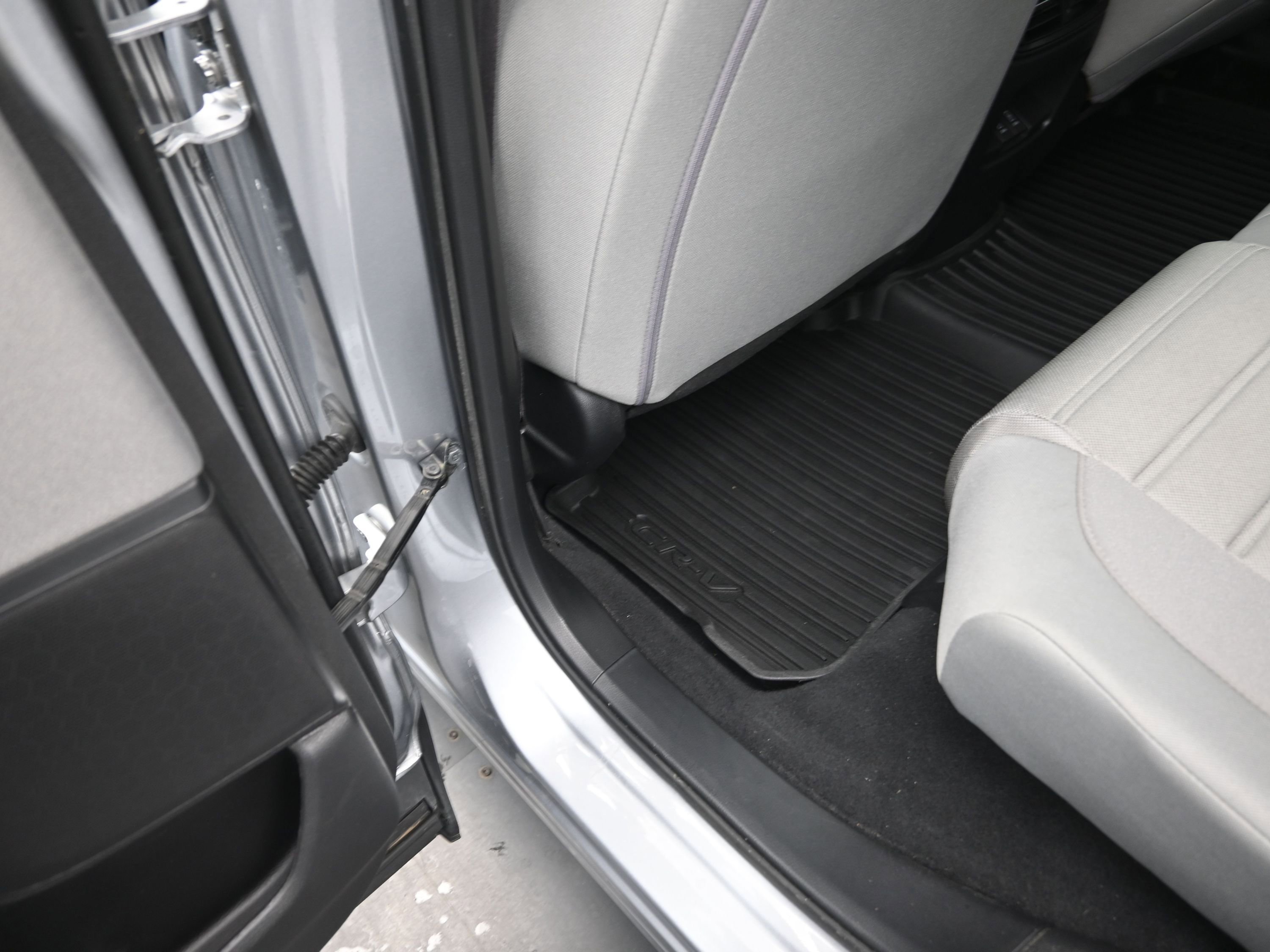 Used 2020 Honda CR-V EX image 16