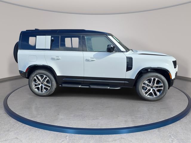 New 2026 Land Rover Defender 110 X-Dynamic SE AWD/4WD image 4