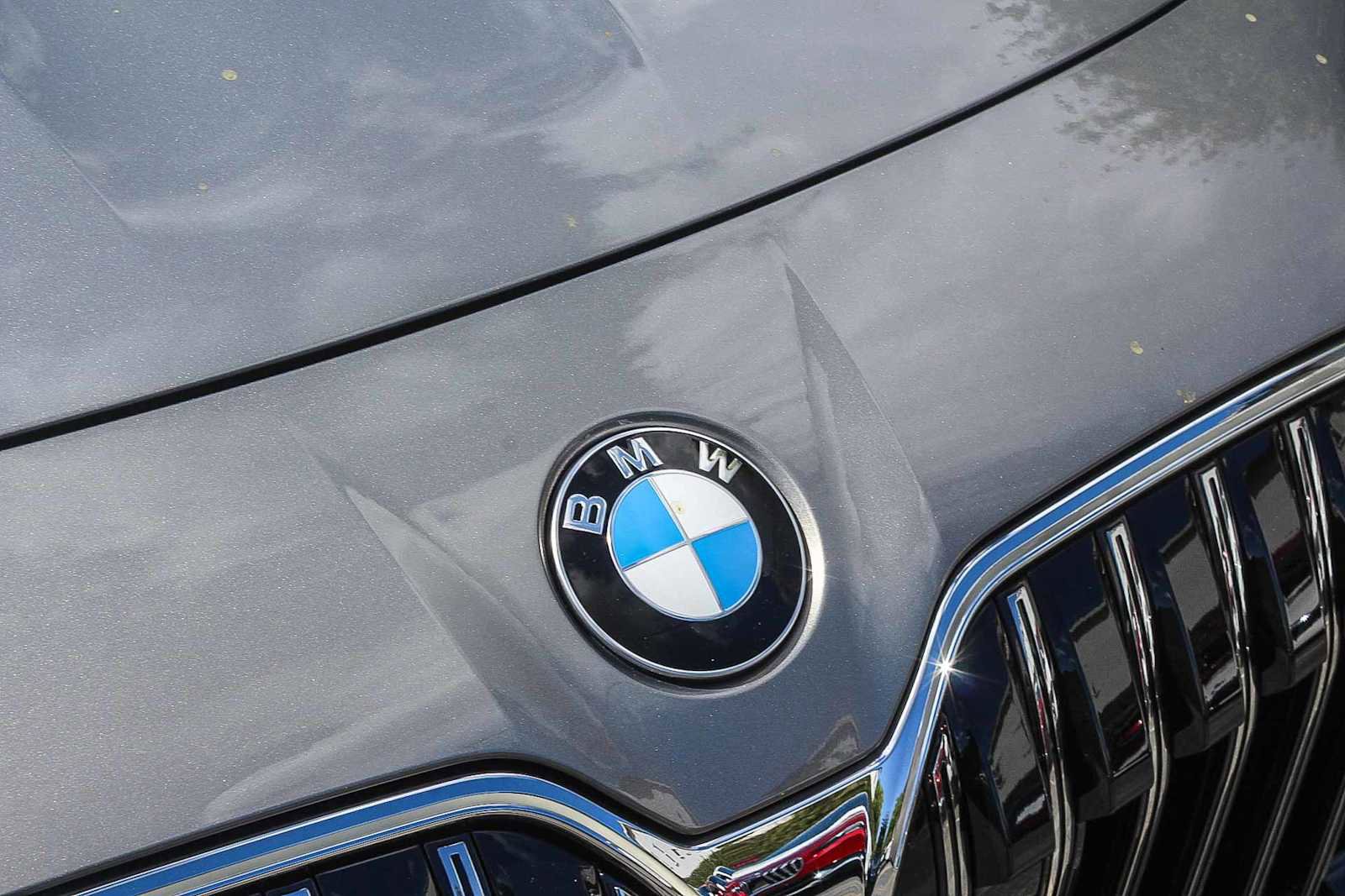 New 2026 BMW 740i RWD image 11