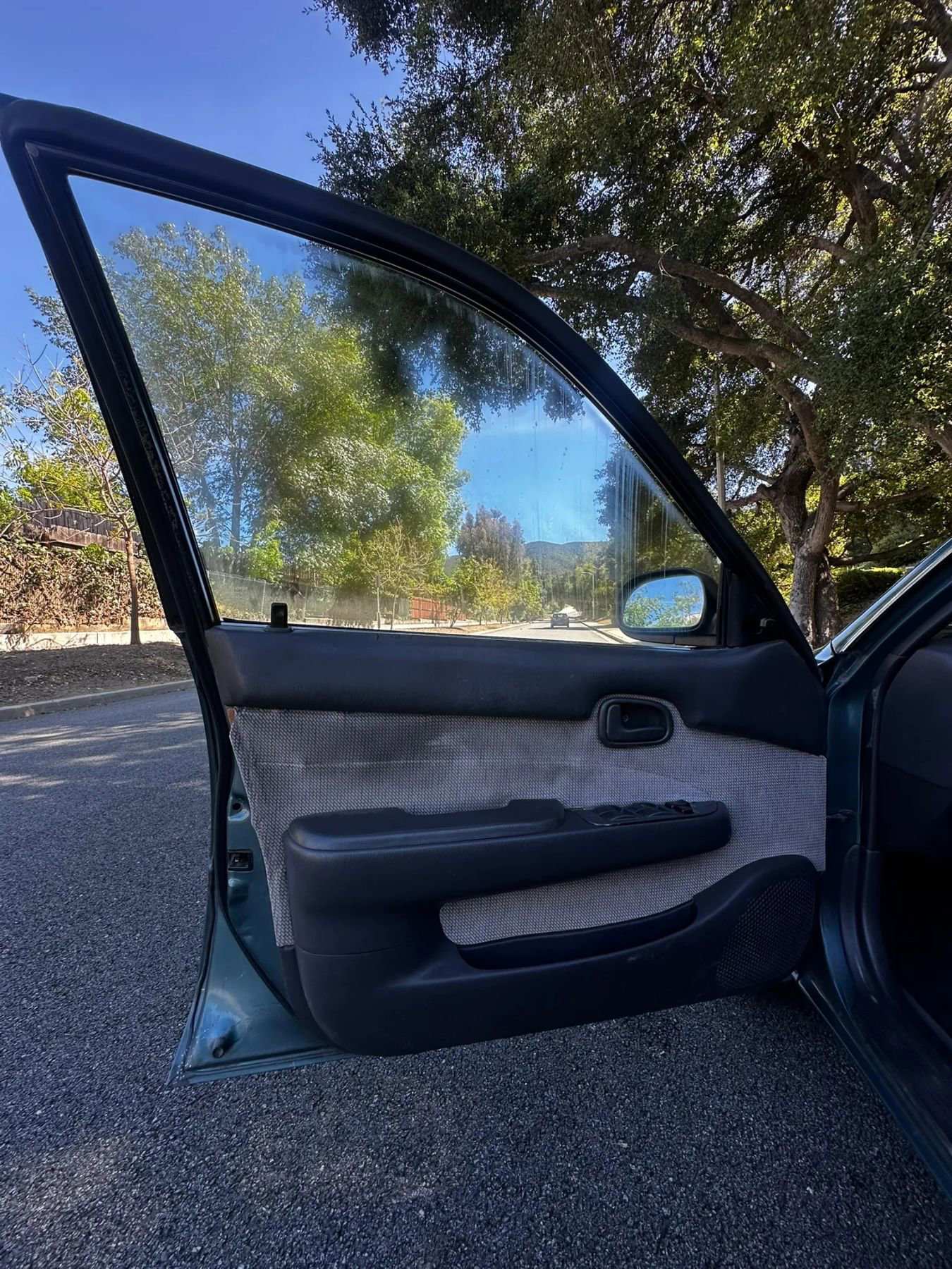 Used 1995 Toyota Corolla DX FWD image 14