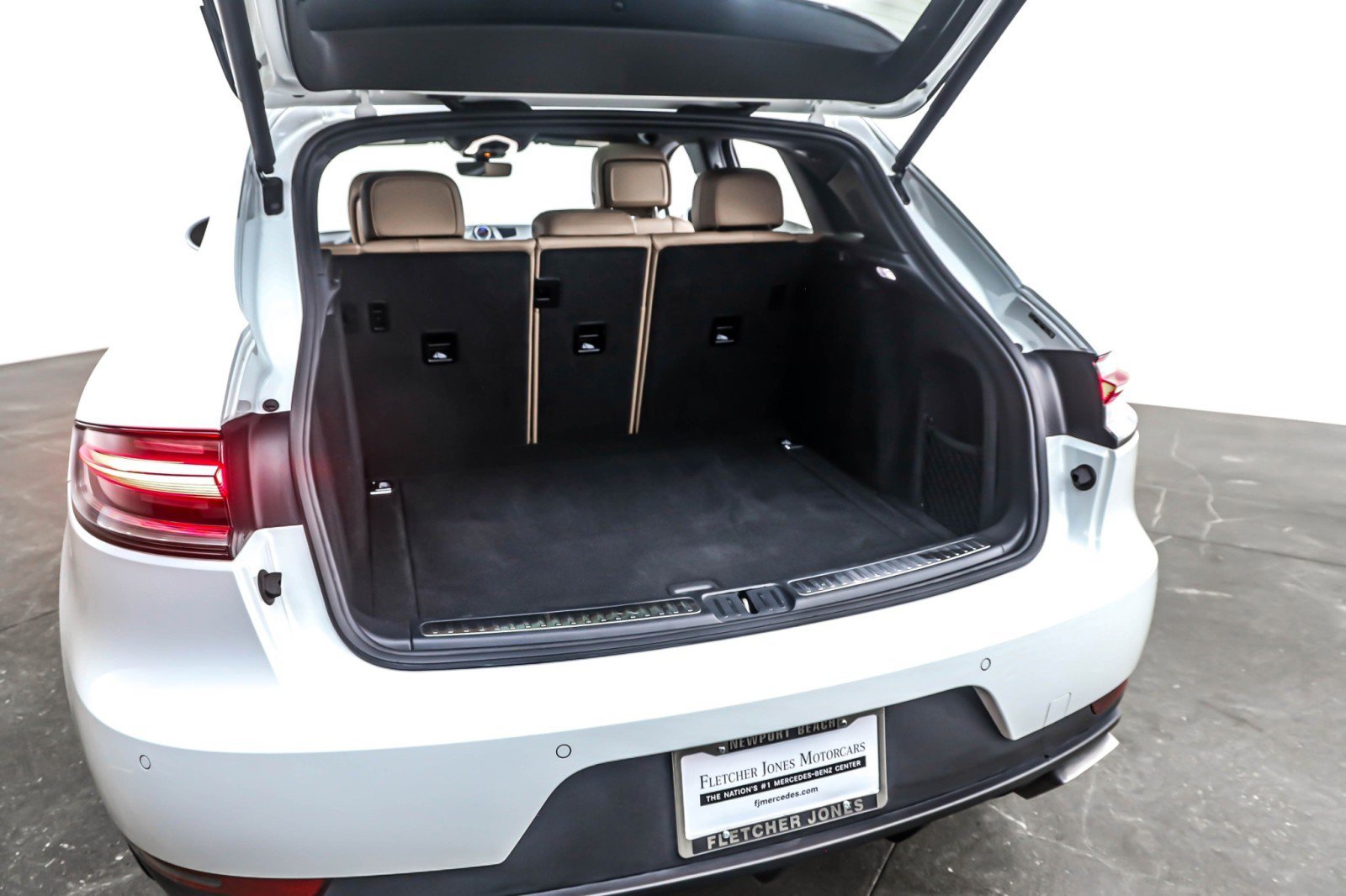 Used 2019 Porsche Macan image 22