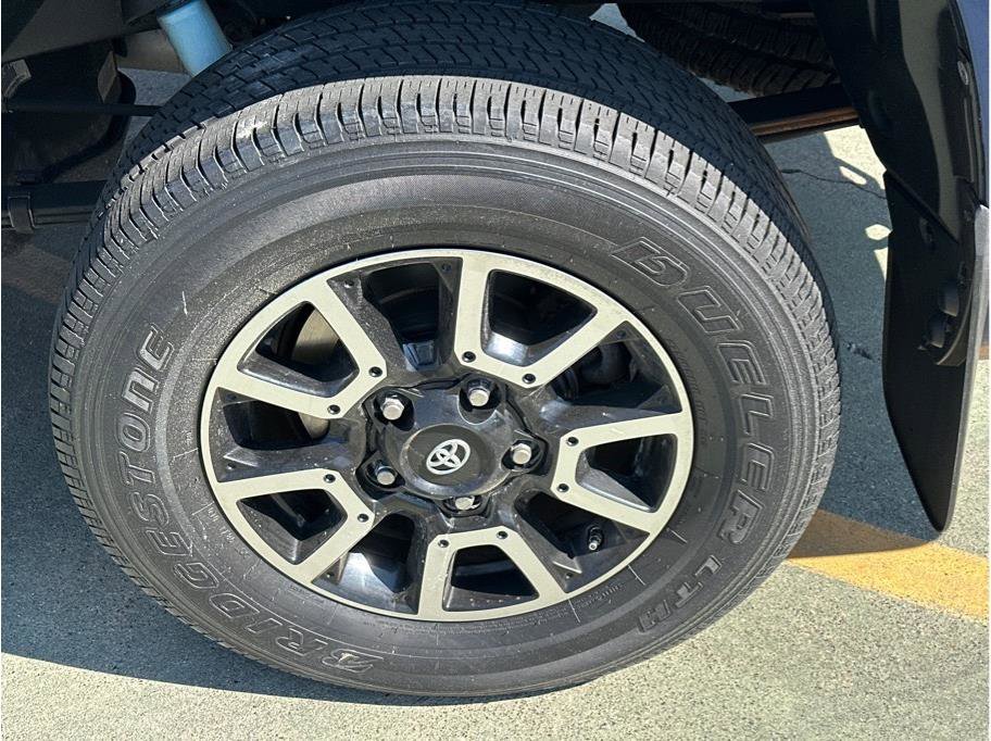 Used 2014 Toyota Tundra SR5 image 14