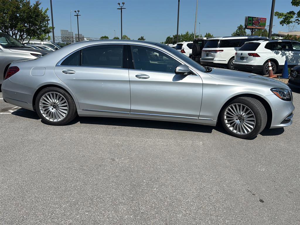 Used 2019 Mercedes-Benz S 560 Sedan image 2