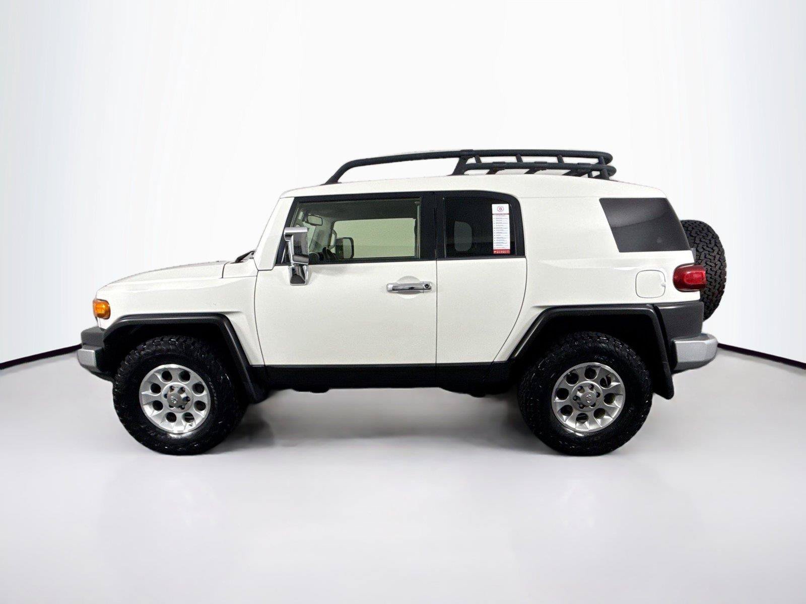 Used 2012 Toyota FJ Cruiser 4WD w/ Upgrade Pkg image 12