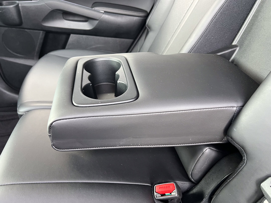 Used 2023 Kia Sorento S image 30