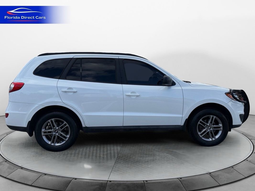 Used 2011 Hyundai Santa Fe GLS image 6