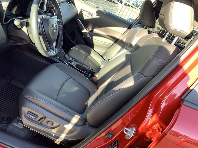 Certified 2023 Toyota Corolla Cross XLE image 18