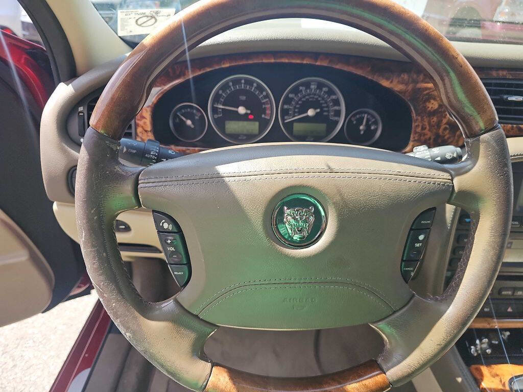 Used 2005 Jaguar S-TYPE 4.2 image 14