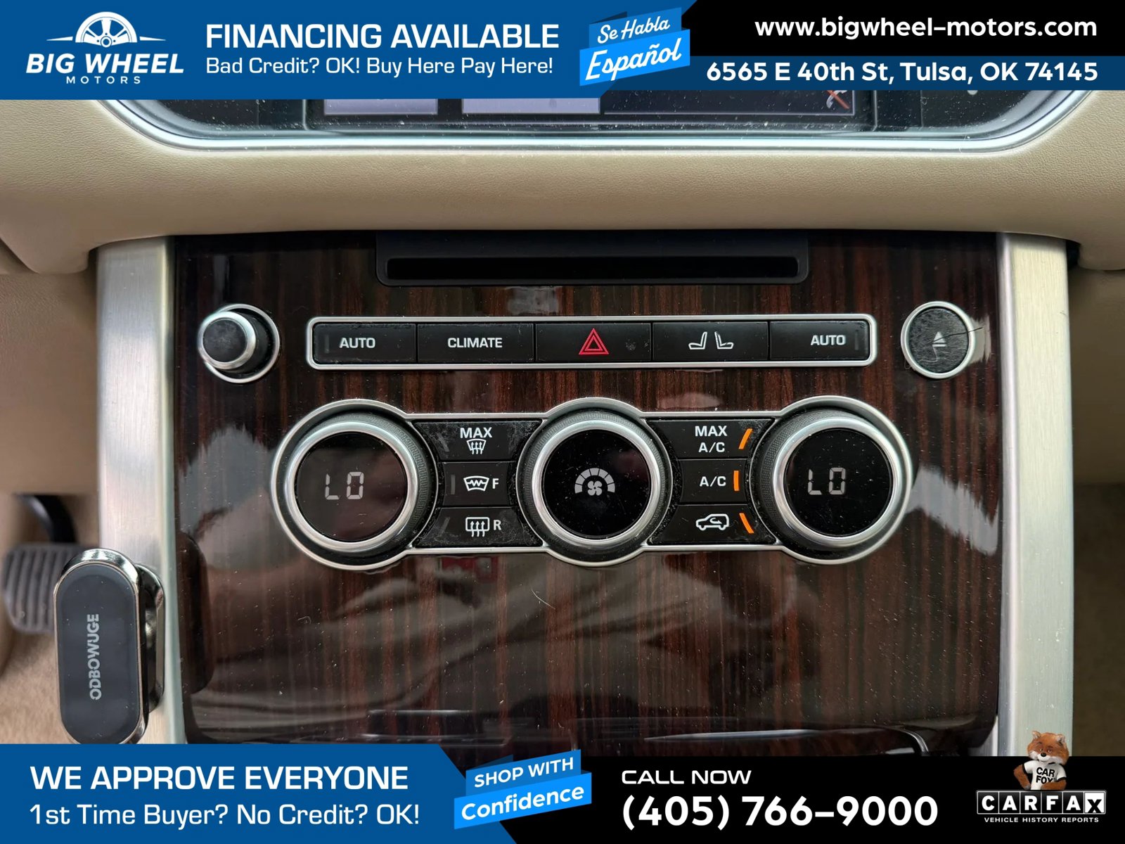 Used 2014 Land Rover Range Rover HSE AWD/4WD image 17