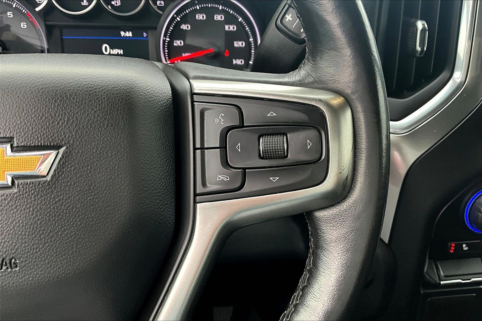 Used 2021 Chevrolet Silverado 1500 LT AWD/4WD image 23