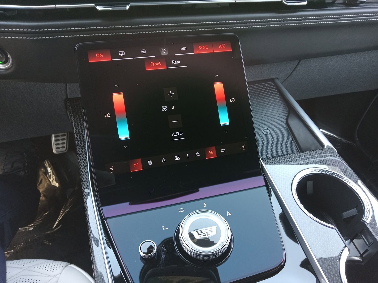 Used 2025 Cadillac Escalade V image 17