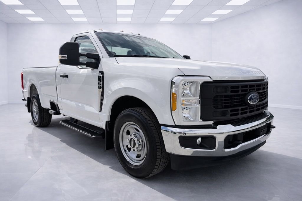 Used 2023 Ford F350 XL w/ XL Chrome Package RWD image 5