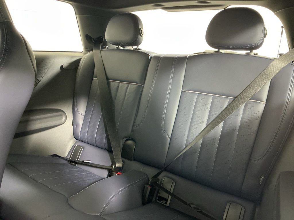 New 2026 MINI Cooper 2-Door Hardtop image 24