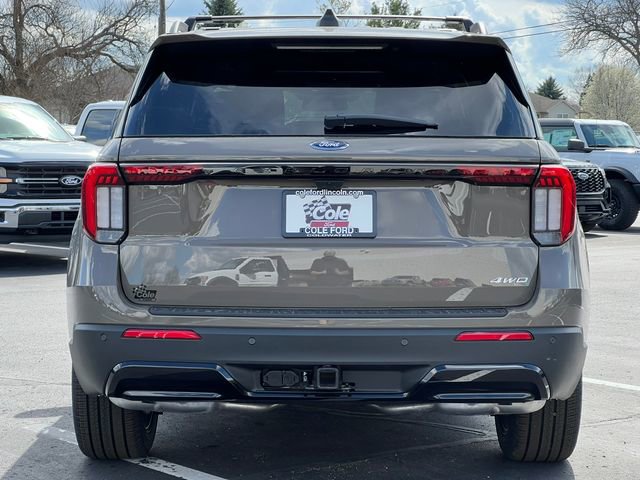 New 2026 Ford Explorer ST-Line image 45