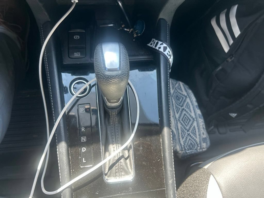 Certified 2023 Nissan Kicks SR w/ SR Premium Package FWD image 11