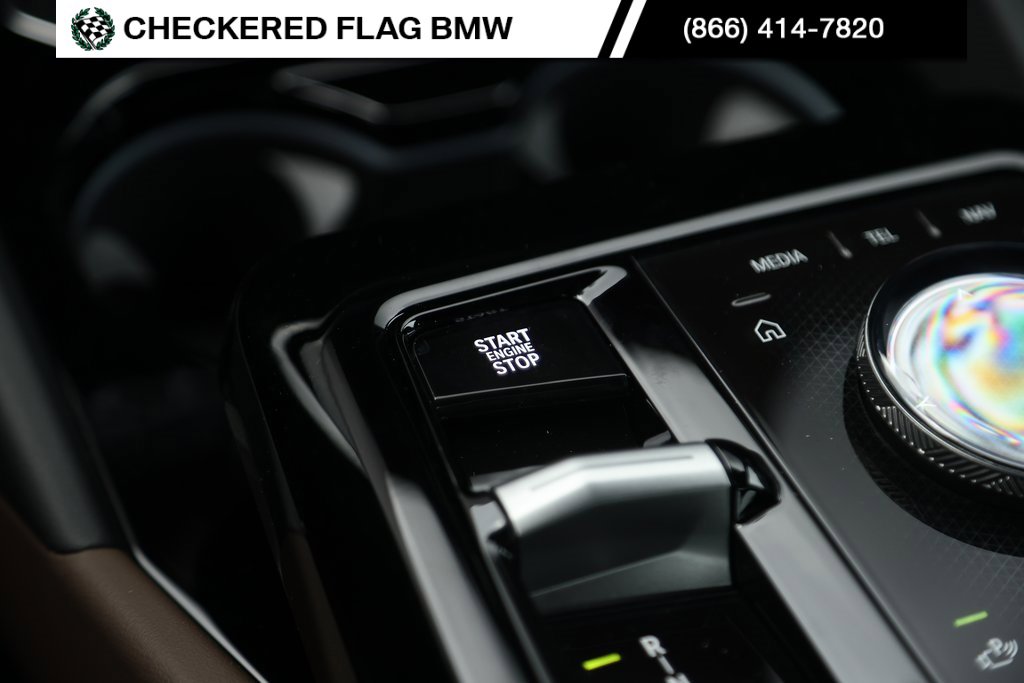 Certified 2024 BMW 530i xDrive w/ Premium Package image 39