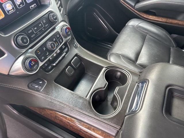 Used 2020 Chevrolet Suburban LT RWD image 25