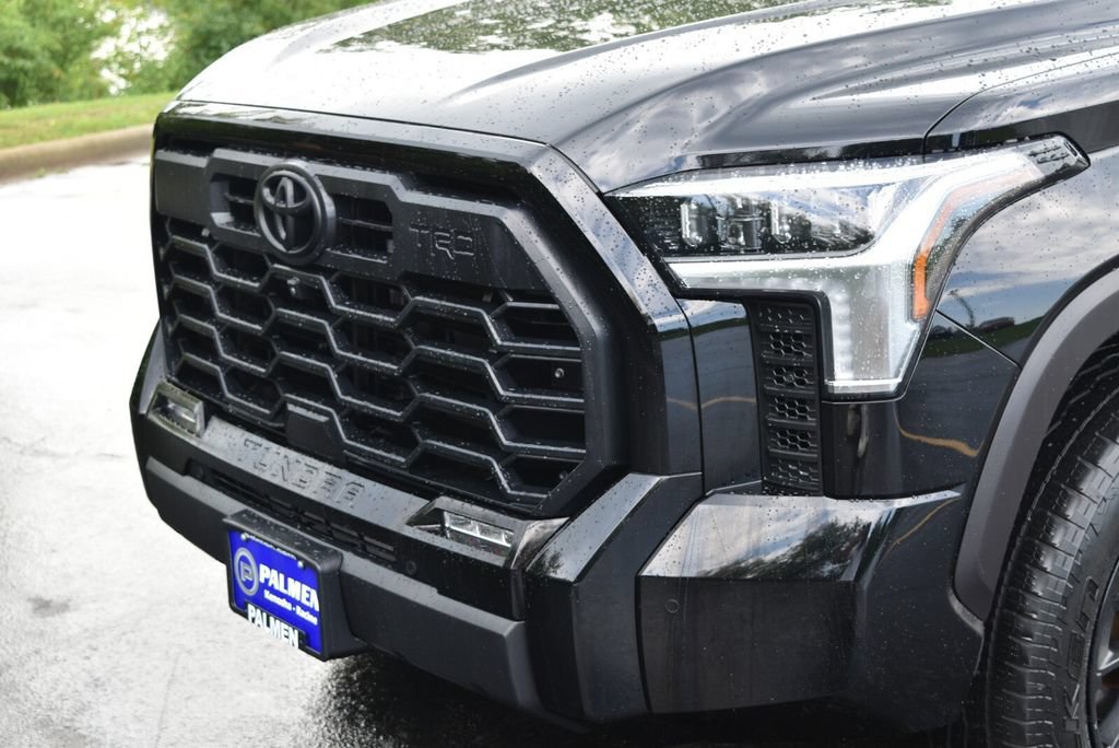 Used 2025 Toyota Tundra Limited w/ TRD Off-Road Package AWD/4WD image 12
