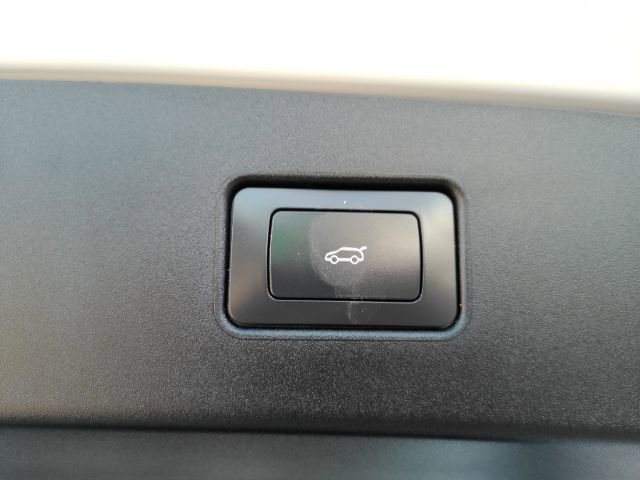 Used 2023 Fisker Ocean Extreme image 27