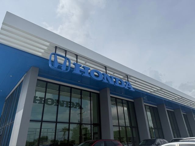 Used 2023 Honda Passport EX-L image 12