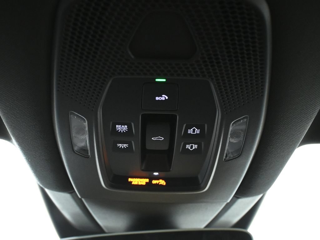 New 2026 Porsche Cayenne AWD/4WD image 21