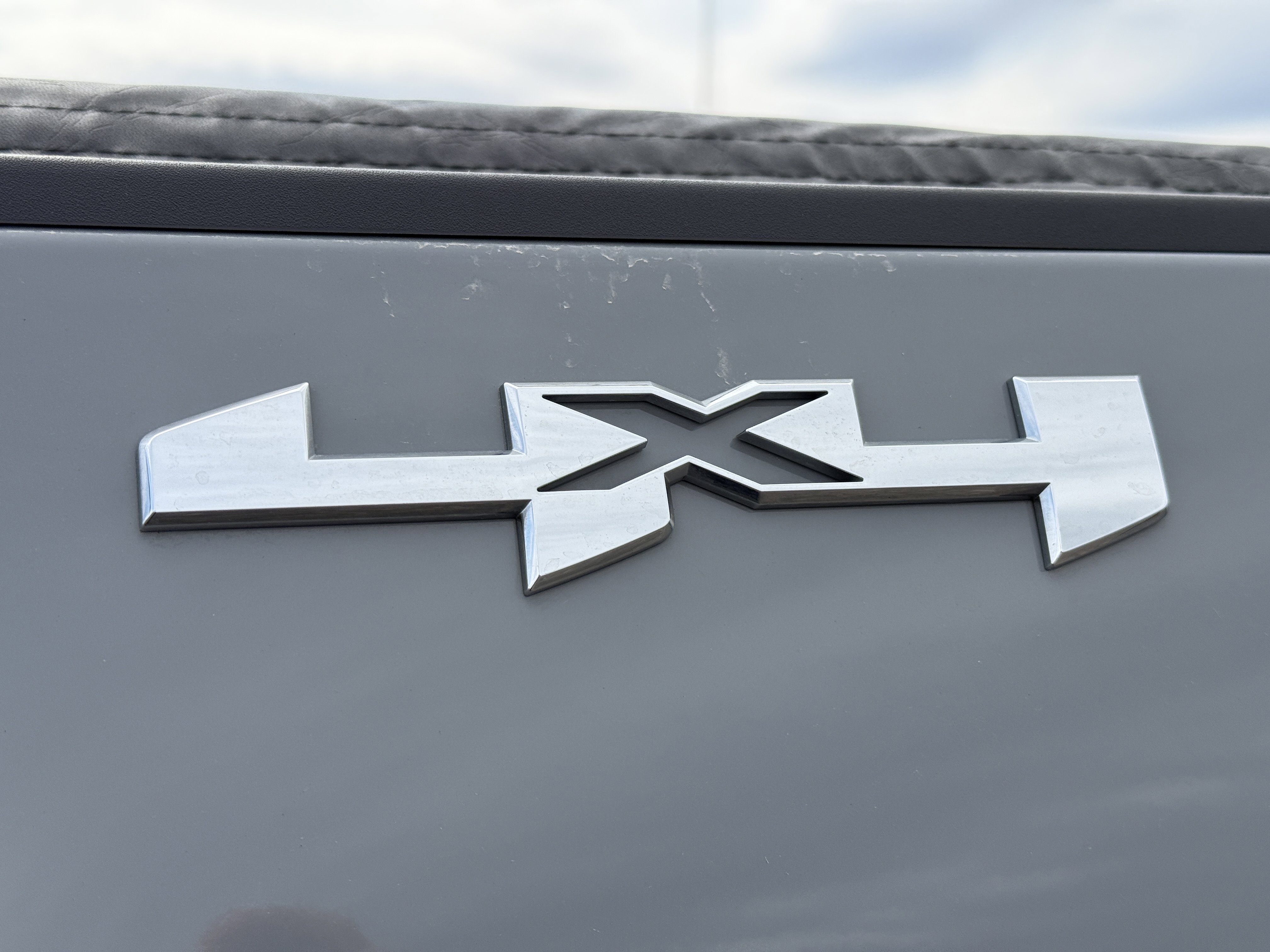 Certified 2025 GMC Sierra 2500 SLE w/ SLE Value Package; AWD/4WD image 11