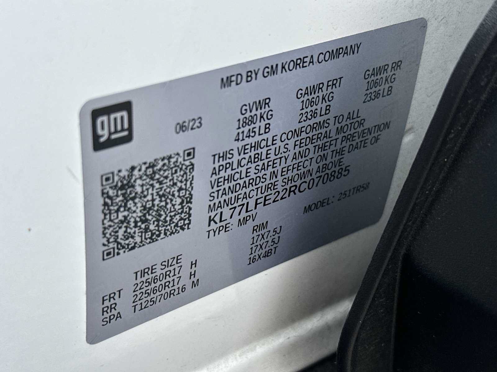 Used 2024 Chevrolet Trax LS w/ LS Convenience Package FWD image 39