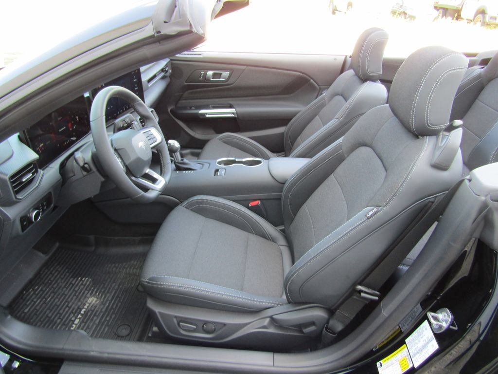 New 2026 Ford Mustang Convertible RWD image 9