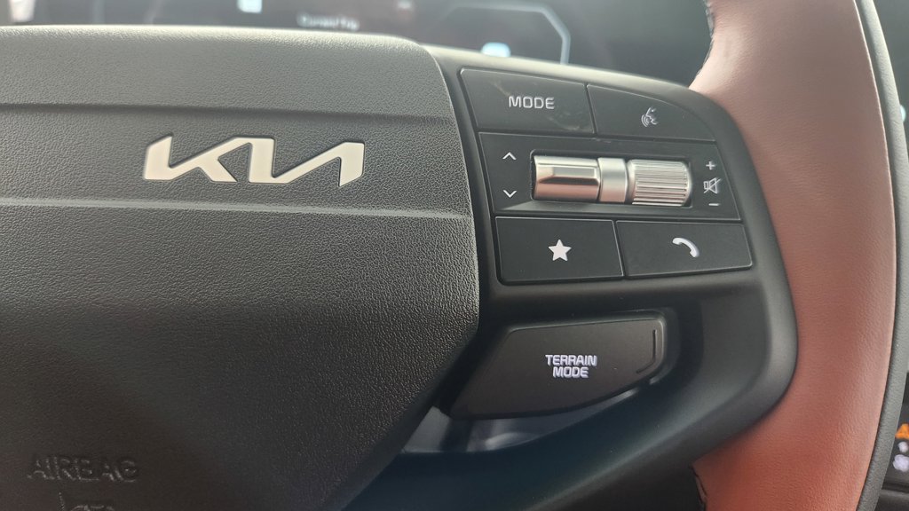 New 2026 Kia Sportage SX AWD/4WD image 24