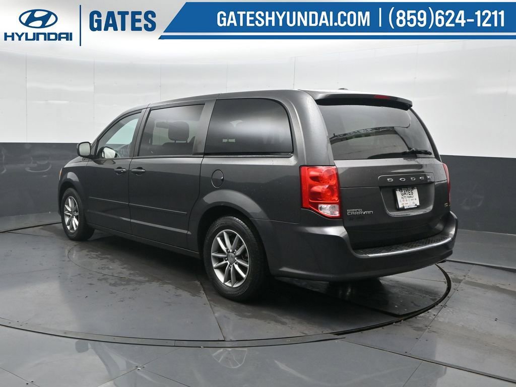 Used 2016 Dodge Grand Caravan SE image 8