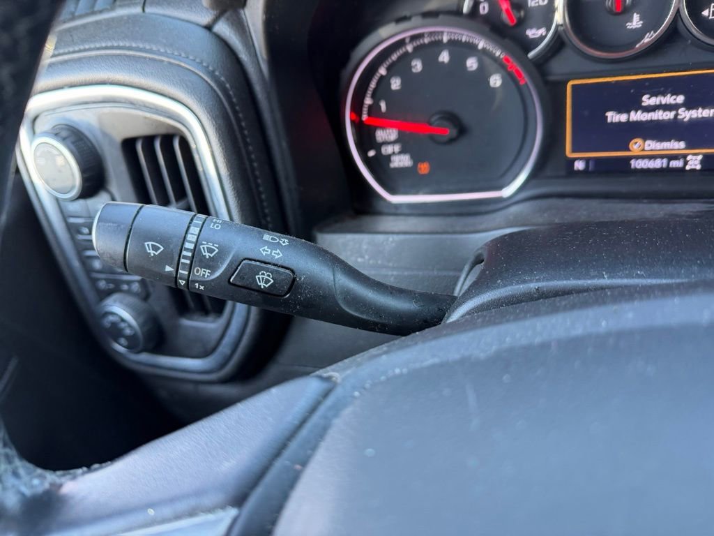 Used 2019 Chevrolet Silverado 1500 RST image 11