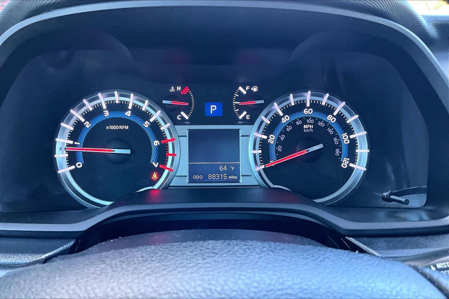 Used 2016 Toyota 4Runner SR5 AWD/4WD image 26