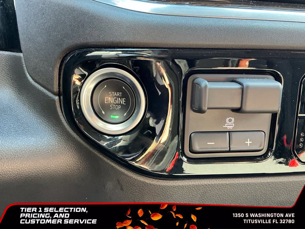 Used 2025 GMC Sierra 1500 Elevation AWD/4WD image 43