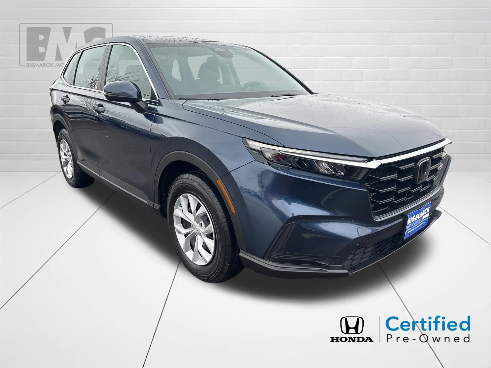 Used 2023 Honda CR-V LX image 2