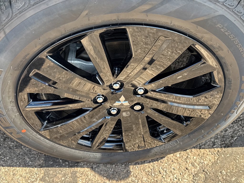 New 2027 Mitsubishi Outlander Sport LE FWD image 38