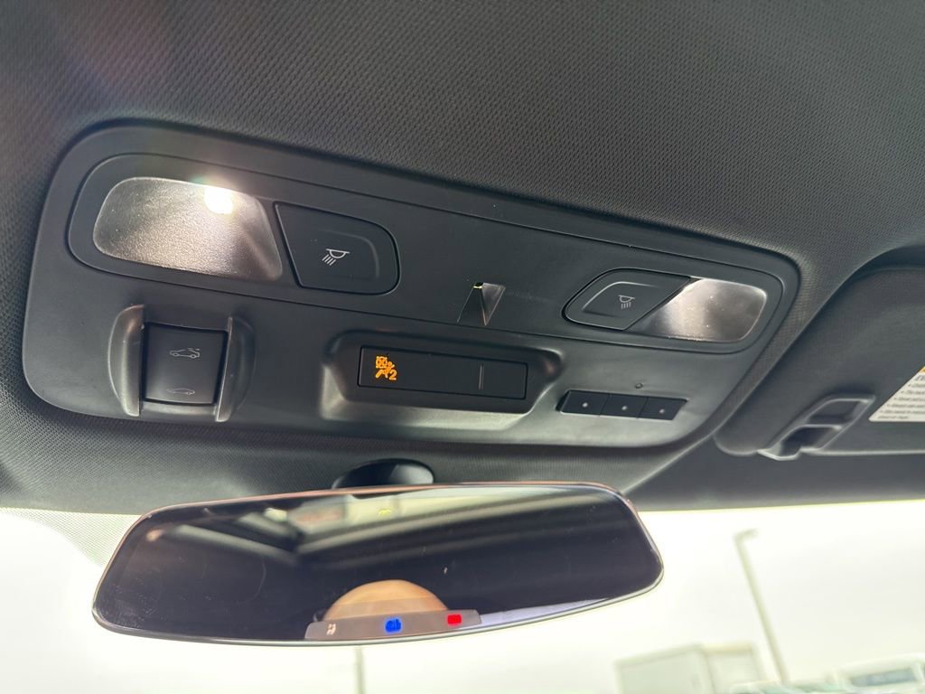 Used 2018 Chevrolet Camaro SS image 23