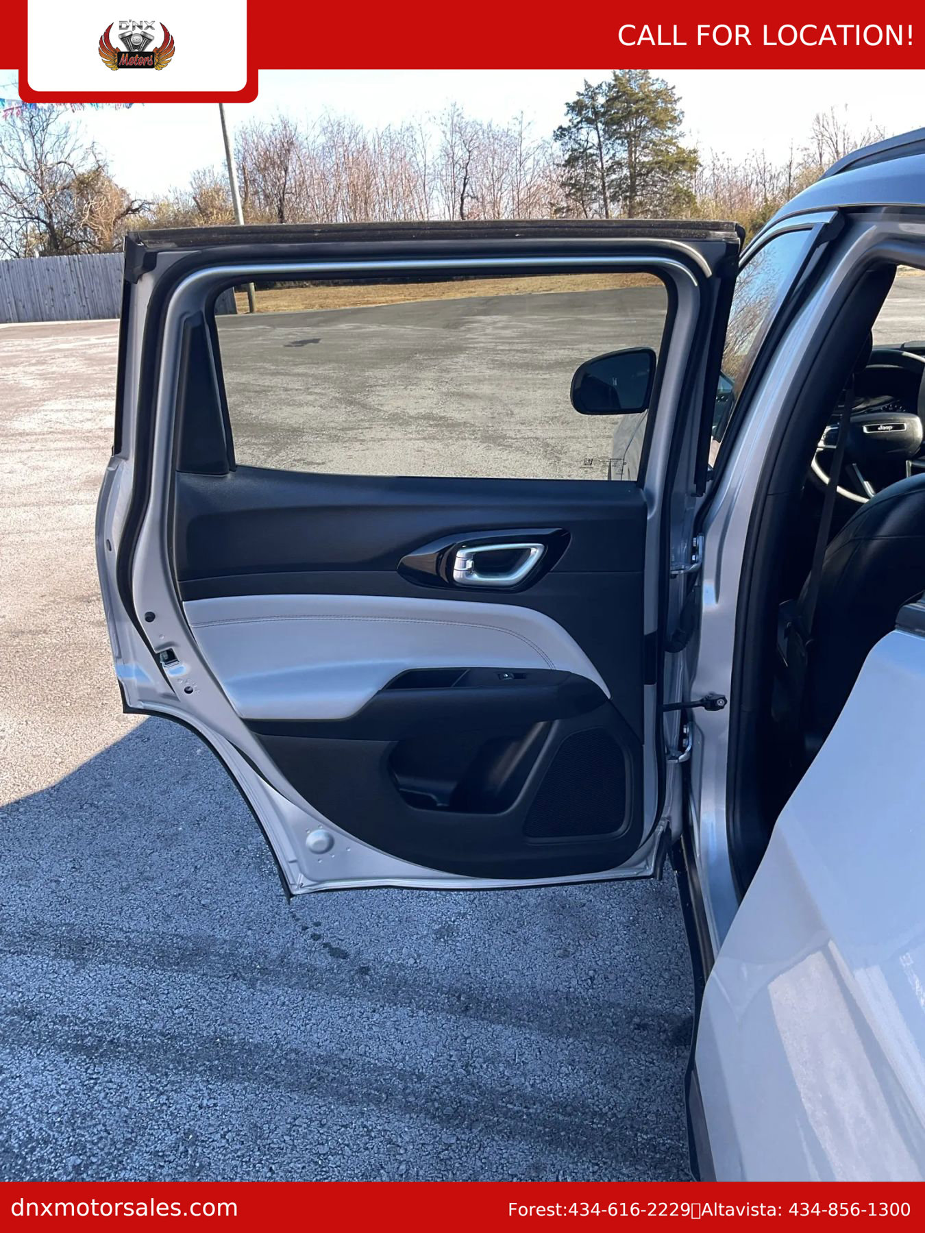 Used 2025 Jeep Compass Limited image 49