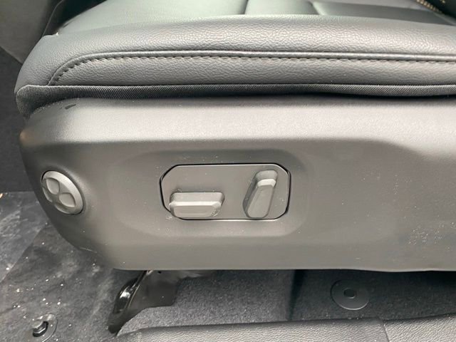 New 2026 Jeep Wrangler Sahara image 16