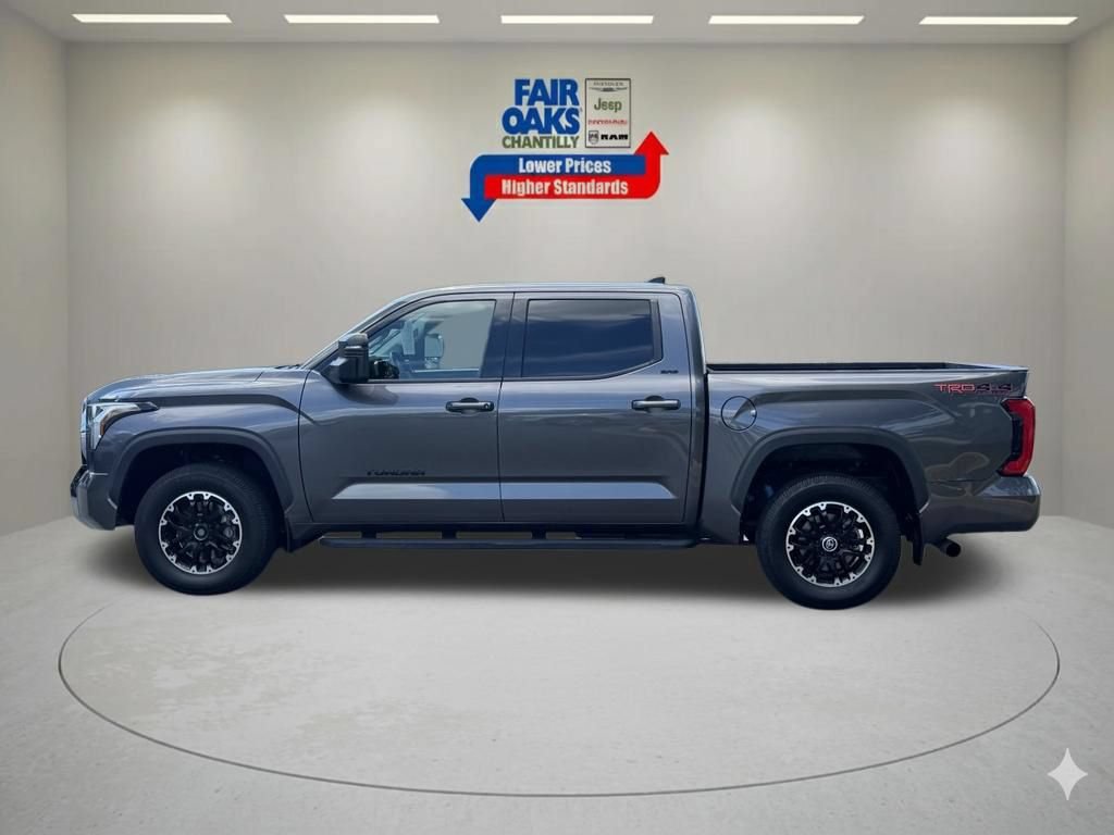 Used 2022 Toyota Tundra SR5 AWD/4WD image 11