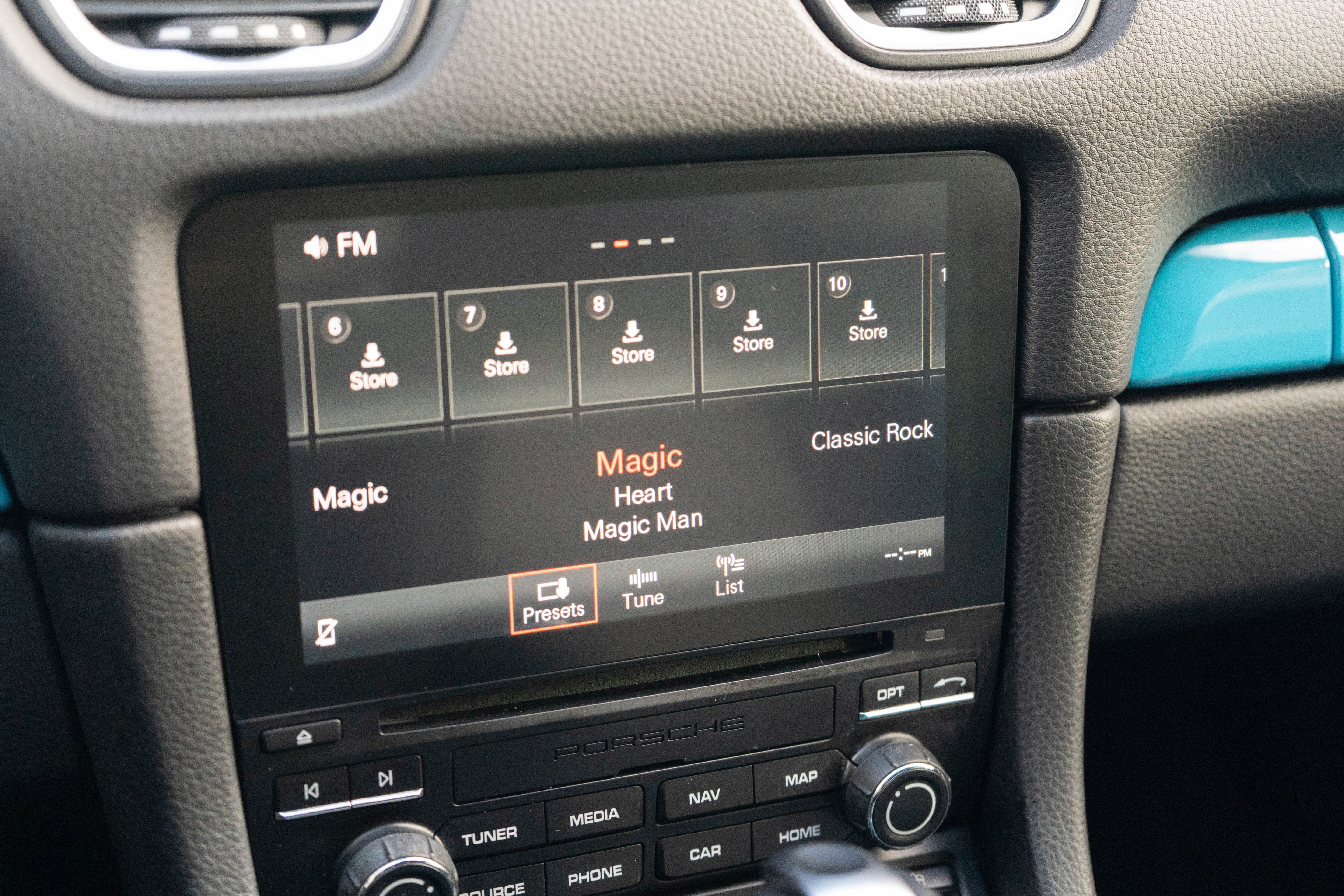 Used 2020 Porsche 718 Cayman image 16