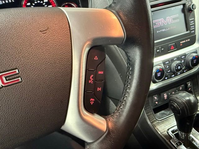 Used 2015 GMC Acadia SLT image 17