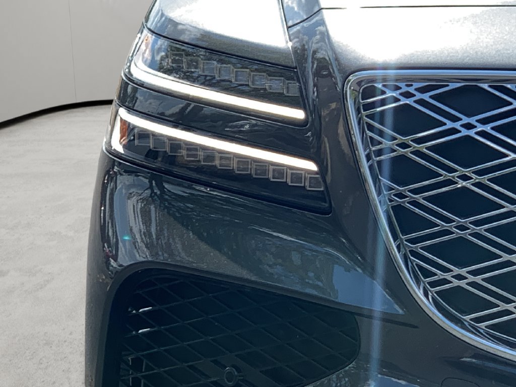 Certified 2025 Genesis GV80 2.5T Select AWD/4WD image 43