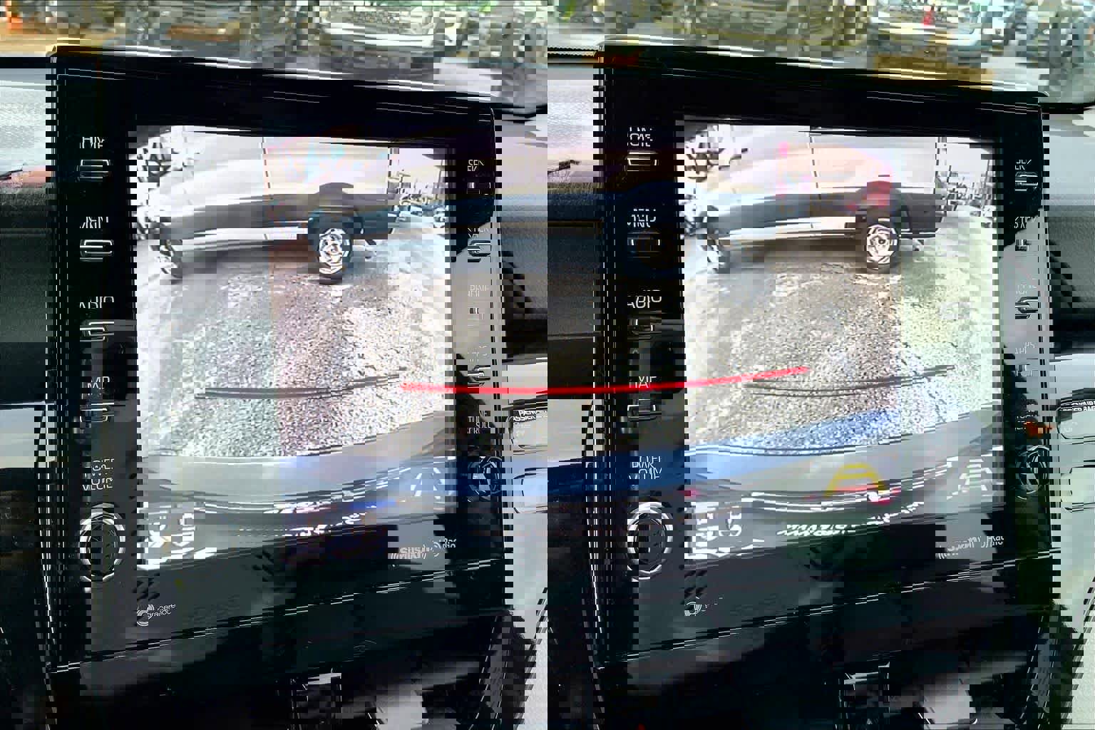 Used 2021 Toyota Camry XLE image 27